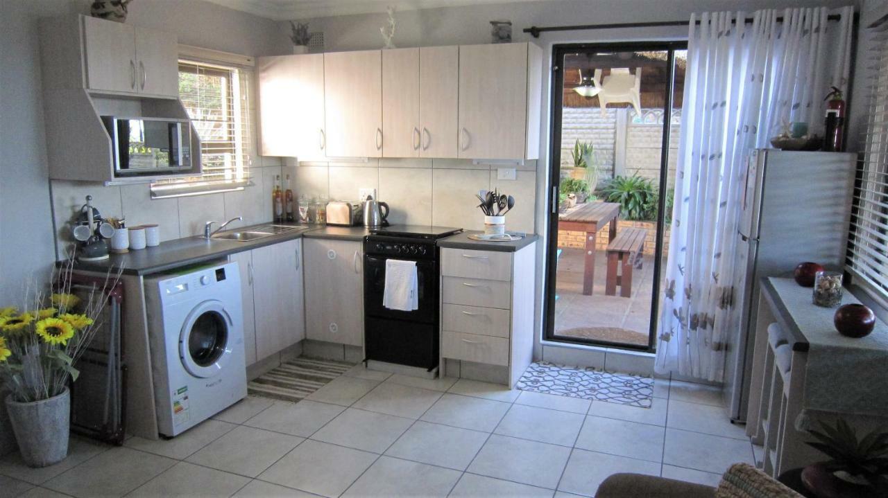 See Rus Self Catering Unit In Westbrook Kzn Private Neat And Cosy Zewnętrze zdjęcie