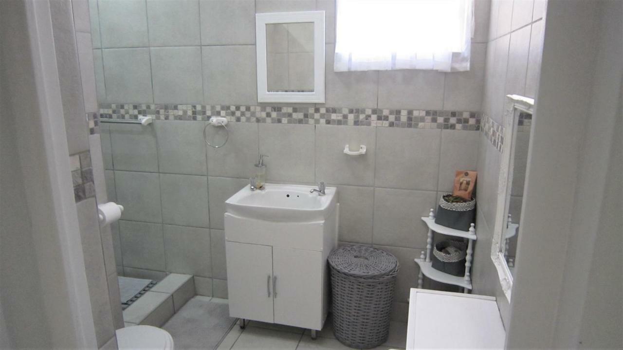 See Rus Self Catering Unit In Westbrook Kzn Private Neat And Cosy Zewnętrze zdjęcie